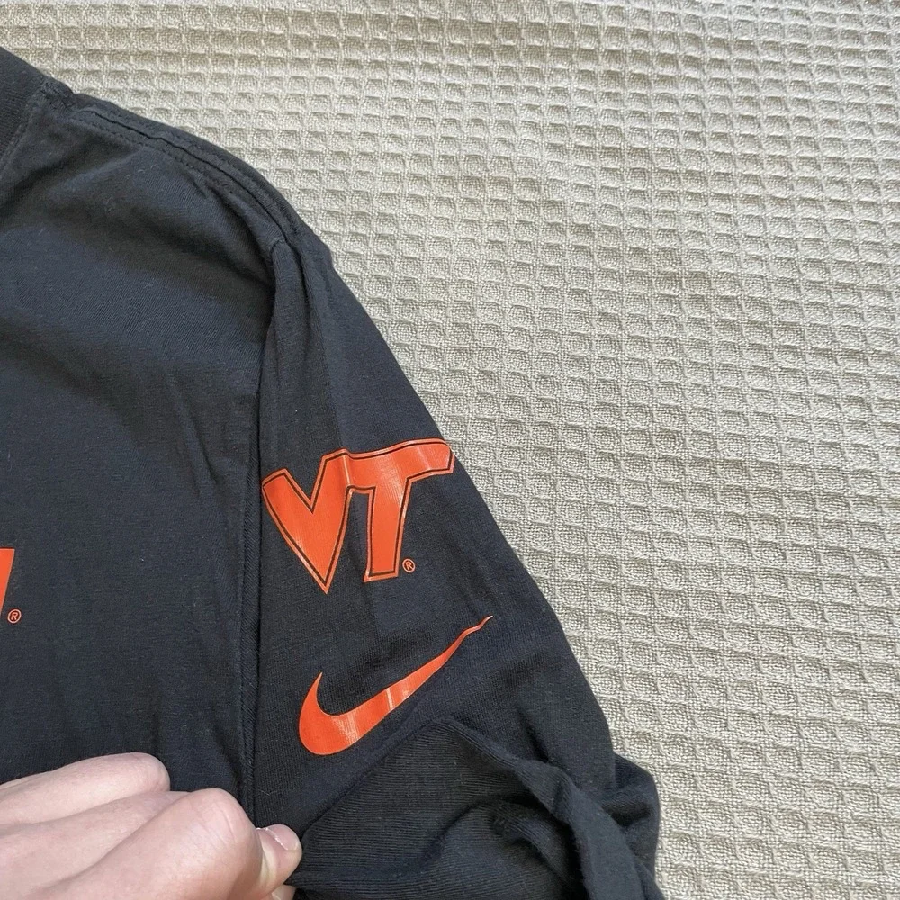 Virginia Tech Long Sleeve Tee Shirt Small Adult The Nike Tee Black Cotton